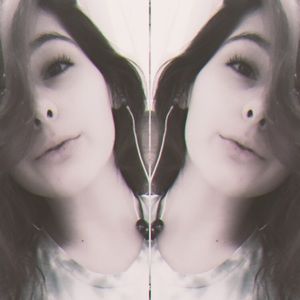 Meet your Posher, Macy